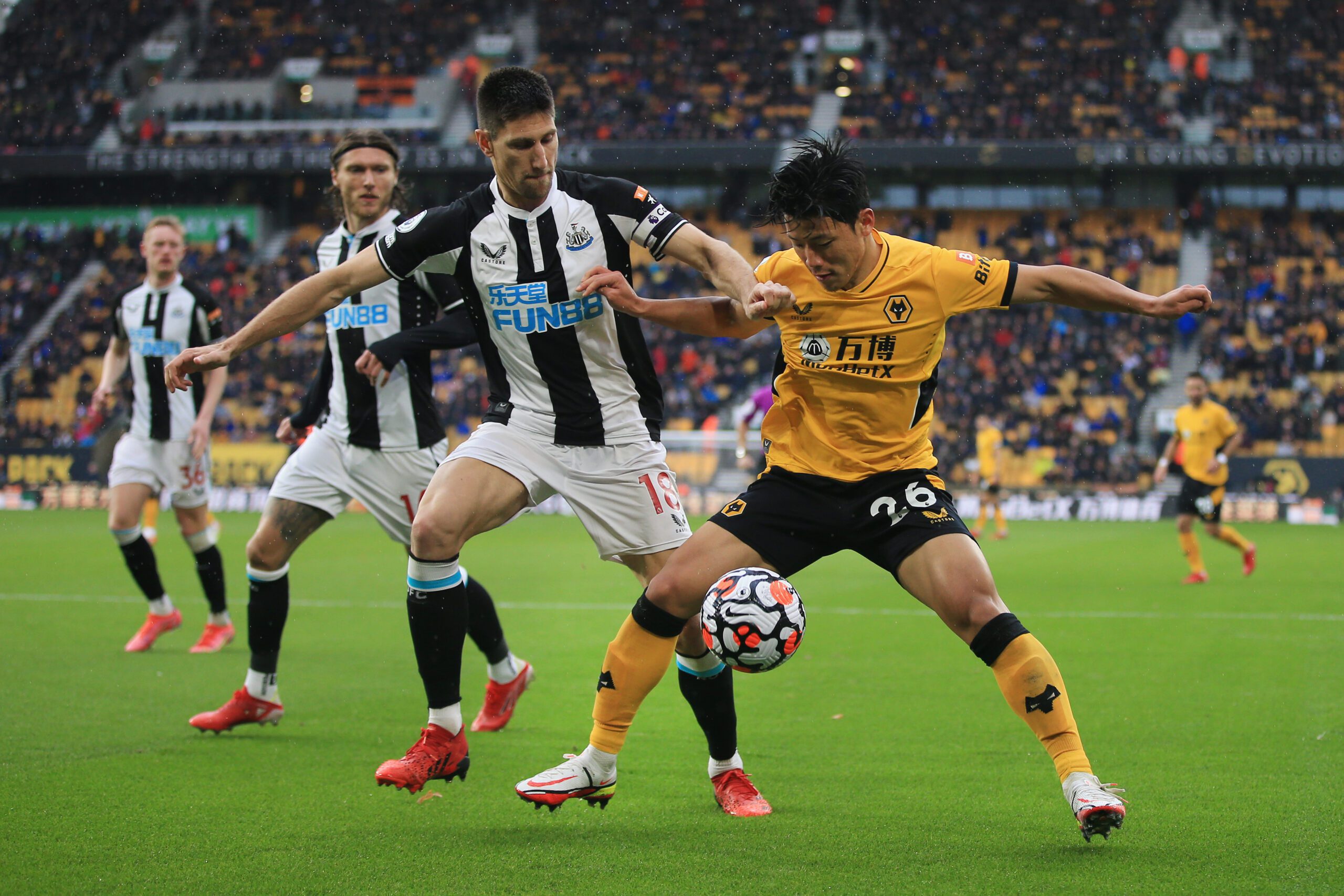 Former Newcastle United defender Federico Fernandez insists players never discussed human rights issues at the time of the club's Saudi takeover